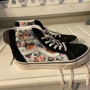 Girls Hightop Vans